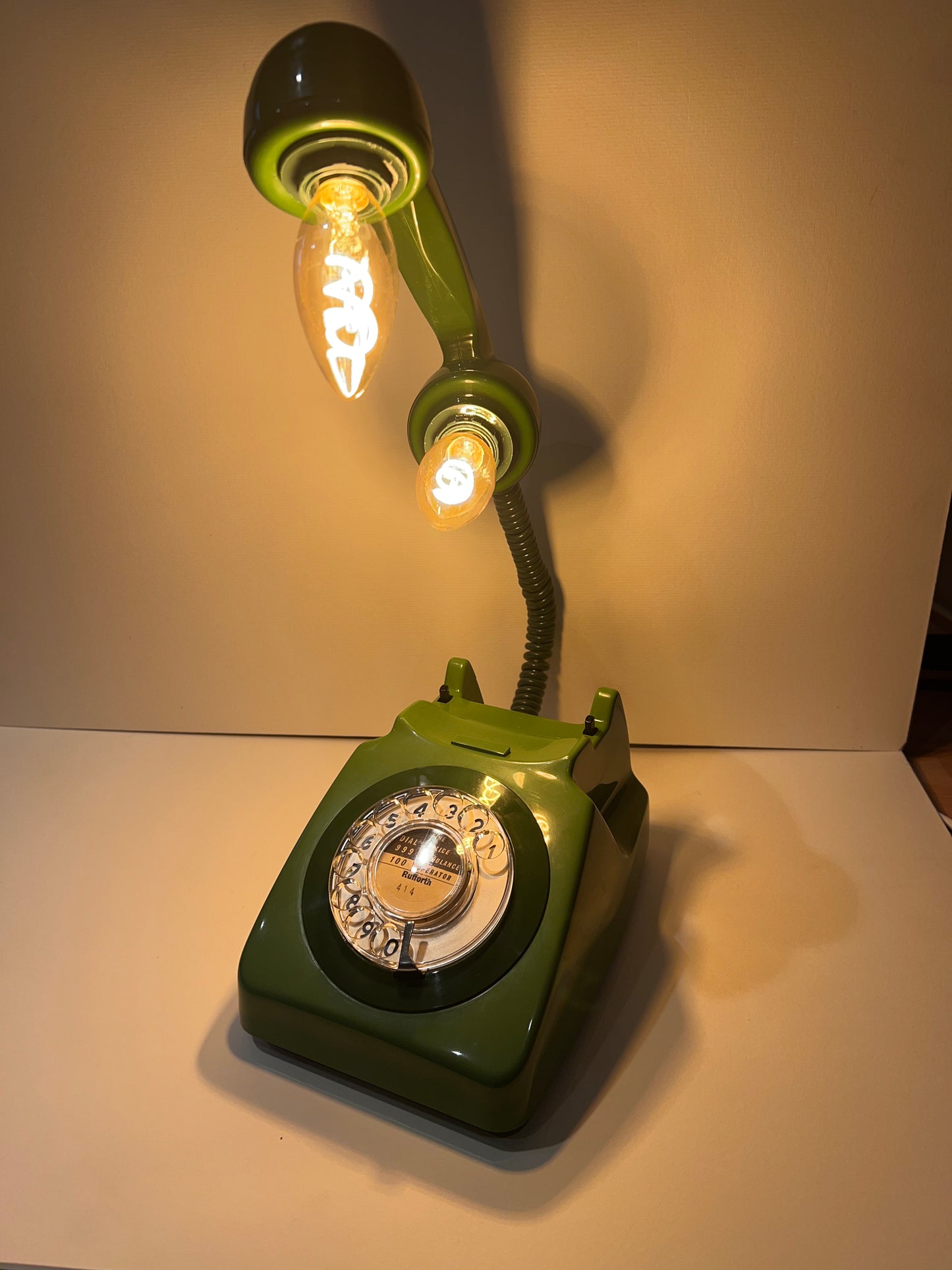 Telephone lamp